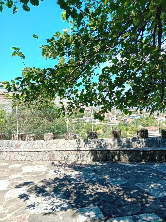 Stone Pazar Guest House Gjirokastër Dış mekan fotoğraf